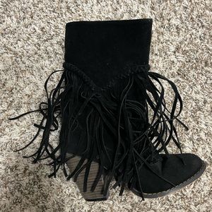 Black fringe booties